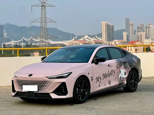 Chang'An Changan Uni-V Changan Uni-V 2023 1.5t Premium Model — фото