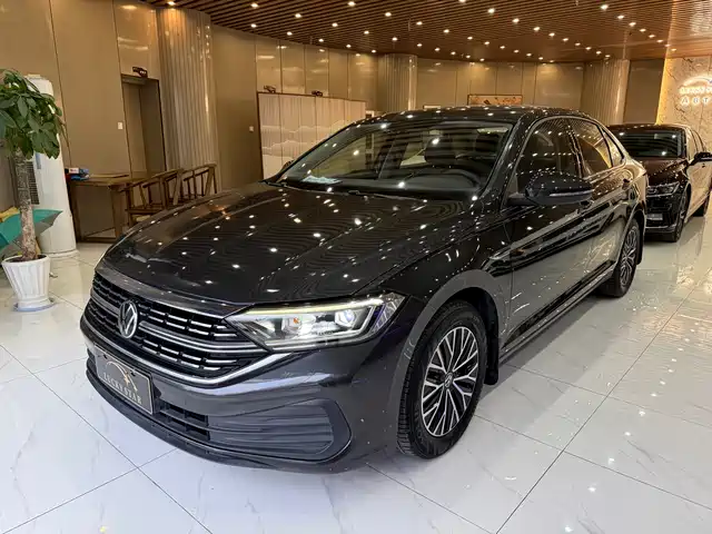 Volkswagen Sagitar Sagitar 2023 200tsi Dsg Flyover Edition — фото