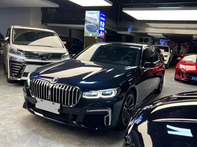 Bmw Bmw 7 Series Bmw 7 Series 2019 730li M Sports Package — фото