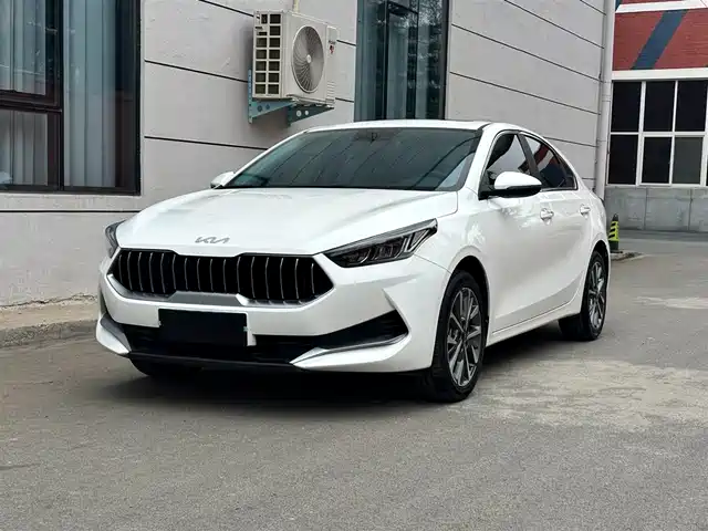 Kia Kia K3 Kia K3 2021 Facelift 1.5l Cvt Fashion Version — фото
