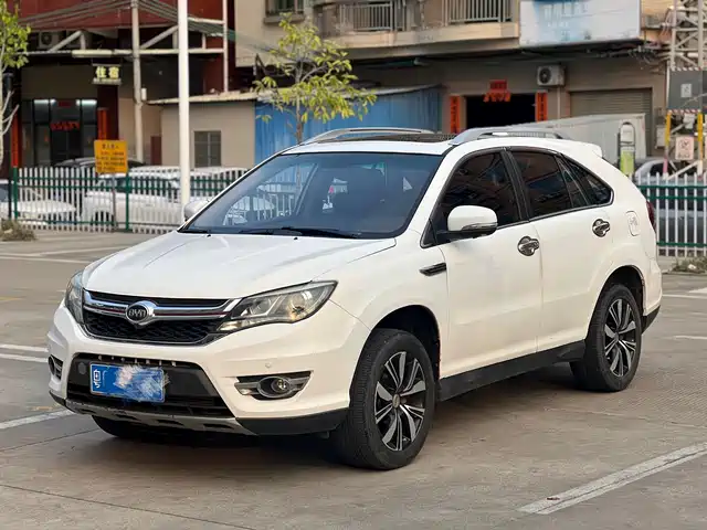 Byd Byd S7 Byd S7 2017 2.0t Automatic Premium Model — фото