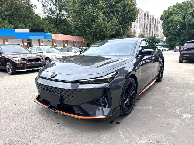 Chang'An Changan Uni-V Changan Uni-V 2024 1.5t Noble Sports Model — фото