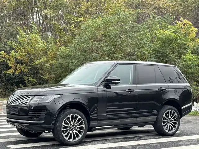 Land Rover Range Rover Range Rover 2020 3.0 L6 Grand Edition — фото