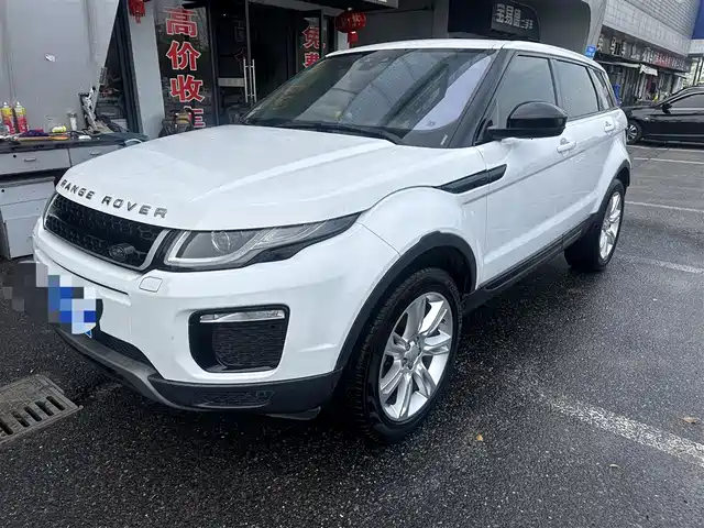 Land Rover Range Rover Evoque Range Rover Evoque 2016 2.0t Se Plus Smart Edition — фото
