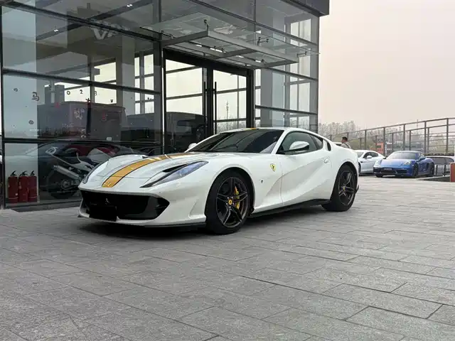 Ferrari Ferrari 812 Ferrari 812 2017 6.5l Superfast — фото