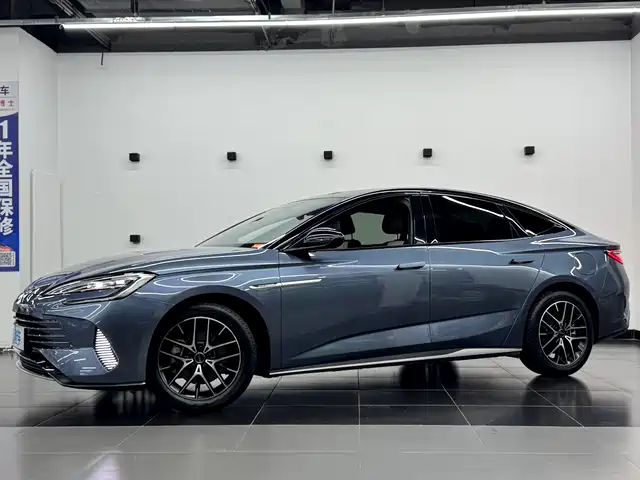 Byd Seal Seal 2023 Dm-I 1.5t 121km Flagship Model — фото