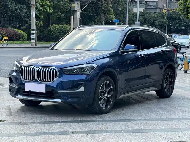 Bmw Bmw X1 Bmw X1 2020 Sdrive20li Exclusive Model — фото