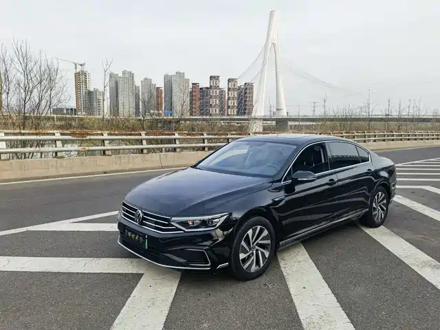 Volkswagen Magotan Gte Plug-In Hybrid Magotan Gte Plug-In Hybrid 2022 Gte Luxury Model — фото