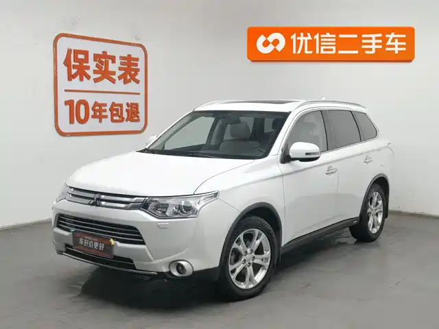Mitsubishi Outlander (Imported) Outlander Imported 2014 2.4l Four-Wheel Drive Luxury Value Version, 5 Seats — фото
