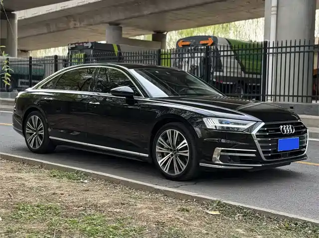 Audi Audi A8 Audi A8 2022 A8l 60 Tfsi Quattro Premium Collection Edition — фото