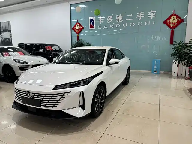 Chang'An Escape Eado 2025 Blue Whale 1.5t 500bar Premium Type — фото