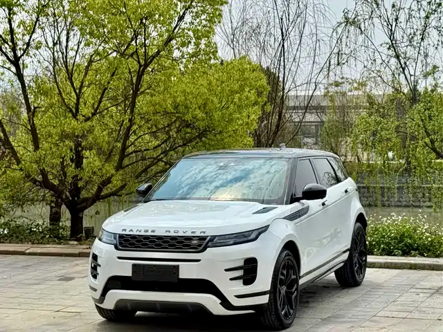 Land Rover Range Rover Evoque Range Rover Evoque 2020 249ps R-Dynamic Se Sports Technology Edition — фото