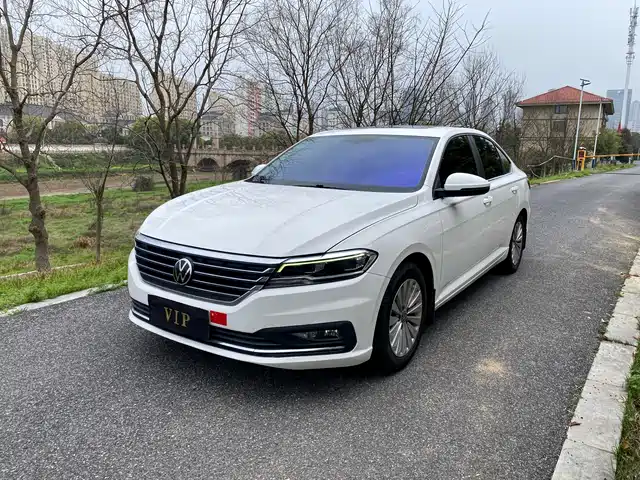 Volkswagen Lavida Lavida 2022 1.5l Automatic Comfort Version — фото