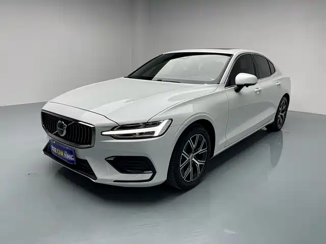 Volvo Volvo S60 Volvo S60 2025 B4 Zhiyi Luxury Edition — фото