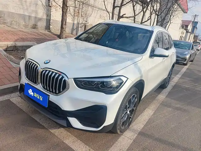 Bmw Bmw X1 Bmw X1 2020 Sdrive25li Leading Model — фото