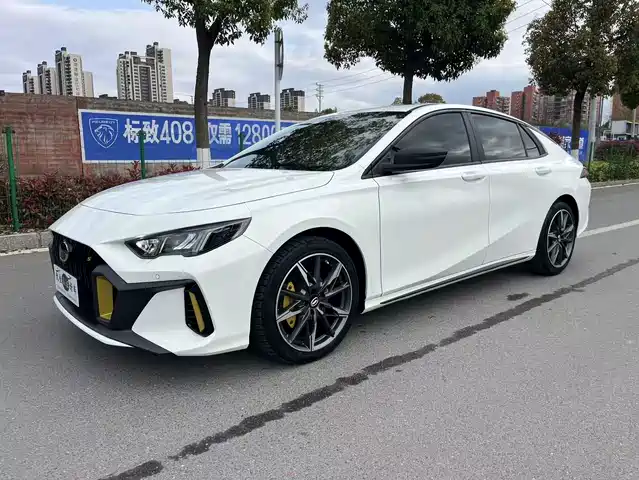 Gac Trumpchi Shadow Leopard Shadow Leopard 2023 270t Dct J15 Version — фото
