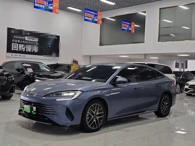Byd Seal 07 Dm-I Seal 07 Dm-I 2025 Dm-I 1.5l 125km Premium Type — фото