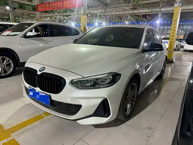 Bmw Bmw 1 Series Bmw 1 Series 2023 120i M Sports Sunlight Edition — фото