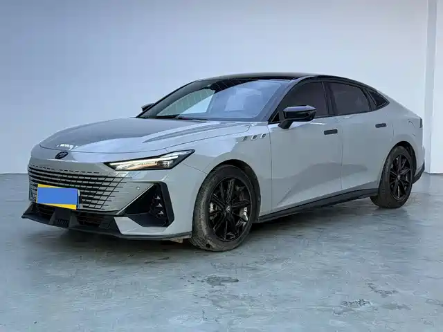 Chang'An Changan Uni-V Changan Uni-V 2022 1.5t Premium Model — фото