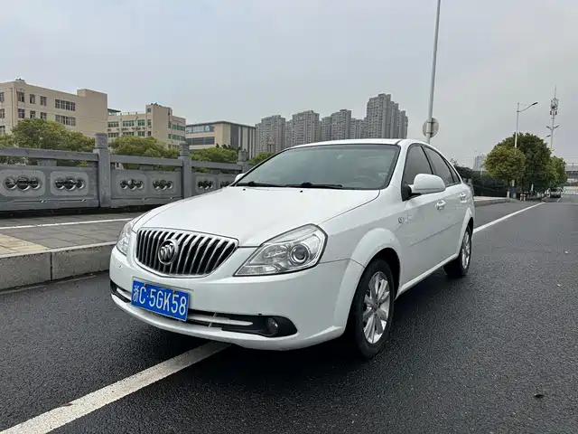 Buick Excelle Excelle 2013 1.5l Automatic Exclusive Model — фото