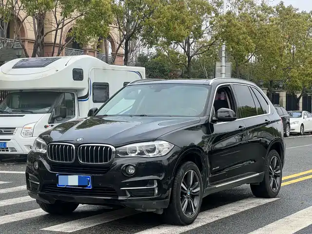 Bmw Bmw X5 (Imported) Bmw X5 Imported 2017 Xdrive35i Leading Model — фото