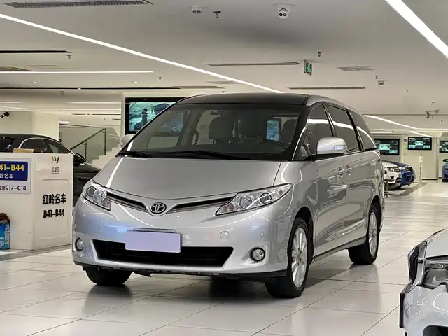 Toyota Previa Previa 2012 2.4l 7-Seater Luxury Version — фото