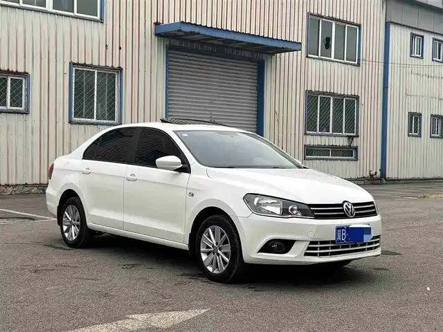 Volkswagen Jetta Jetta 2015 1.6l Manual Comfort Model — фото