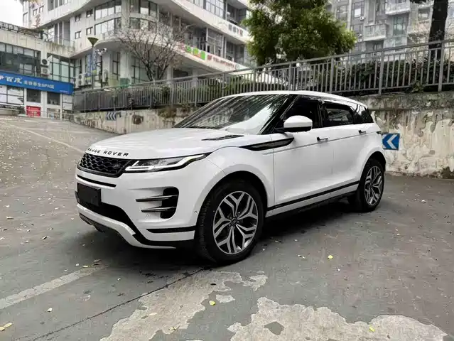 Land Rover Range Rover Evoque Range Rover Evoque 2020 249ps R-Dynamic Se Sports Technology Edition — фото