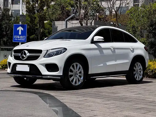 Mercedes-Benz Mercedes-Benz Gle Coupe Mercedes-Benz Gle Coupe 2017 Gle 320 4matic Coupe Suv — фото