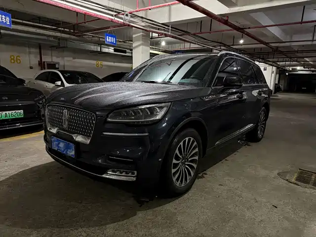 Lincoln Aviator Pilot 2022 3.0t V6 Four-Wheel Drive Premium Version — фото