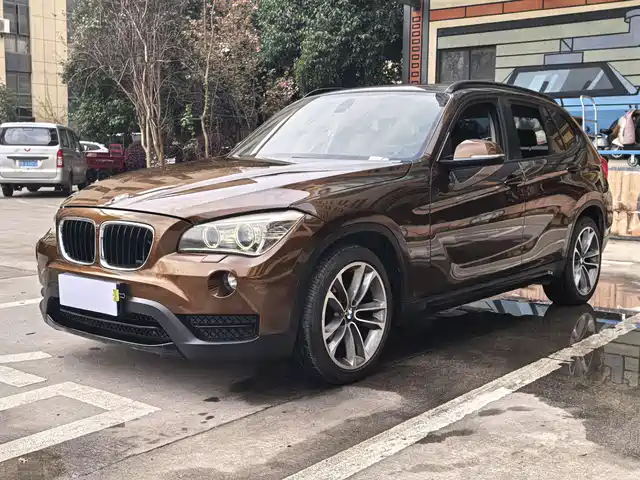 Bmw Bmw X1 Bmw X1 2013 Sdrive18i Sports Design Package — фото
