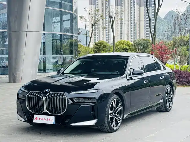 Bmw Bmw 7 Series Bmw 7 Series 2023 740li Leading M Sports Package — фото
