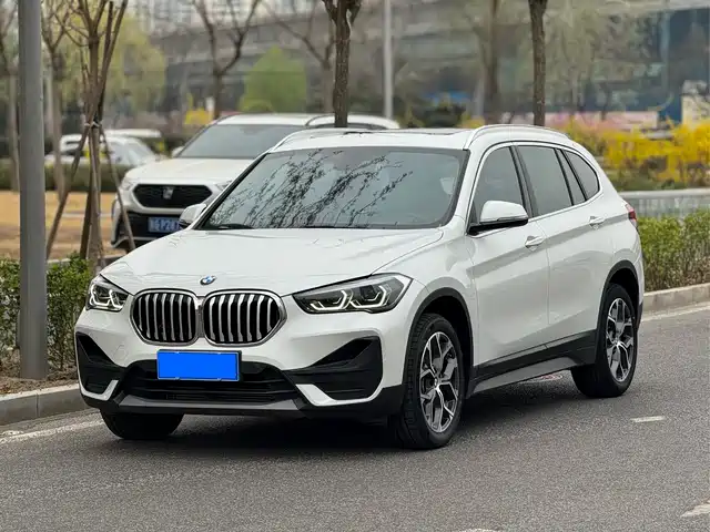 Bmw Bmw X1 Bmw X1 2021 Sdrive25li Leading Model — фото