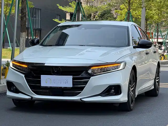 Honda Accord Accord 2022 260turbo Magic Night Premium Edition — фото