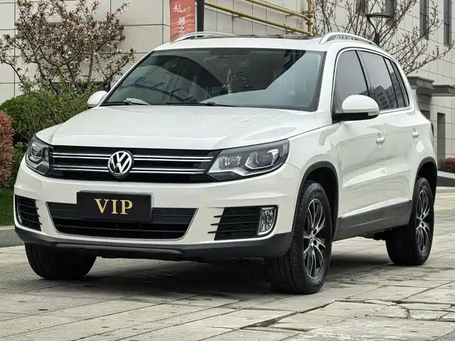 Volkswagen Tiguan Tiguan 2016 300tsi Automatic Two-Wheel Drive Luxury Version — фото