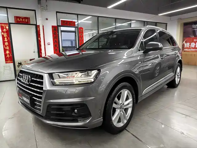 Audi Audi Q7 Audi Q7 2016 40 Tfsi S Line Sports Model — фото