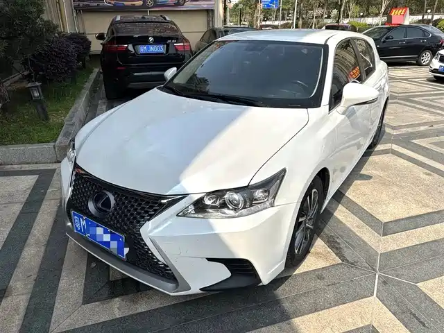 Lexus Lexus Ct Lexus Ct 2017 Ct200h Elite Edition Monochrome National V — фото