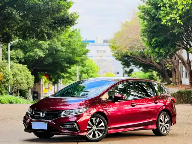 Honda Jed Jade 2017 210turbo Cvt Fashion Edition 5 Seats — фото