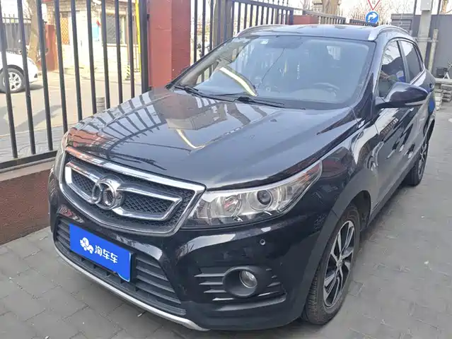 Baic Motor Shenbao X55 Saab X55 2016 1.5t Cvt Deluxe Edition — фото