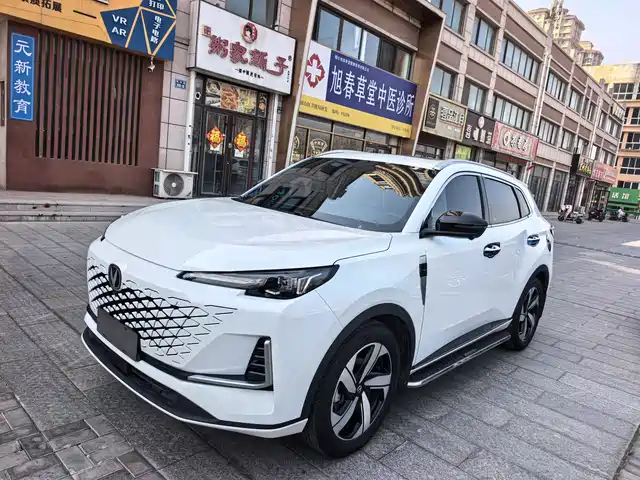 Chang'An Changan Cs55plus Changan Cs55plus 2024 Third Generation 1.5t Dct Excellent Model — фото