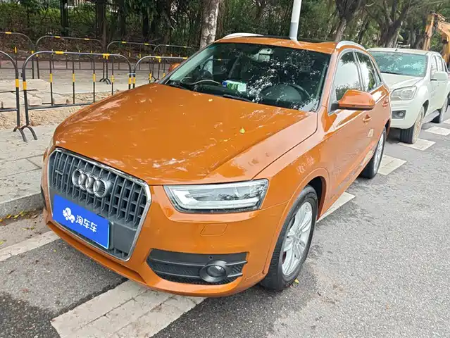Audi Audi Q3 Audi Q3 2015 35 Tfsi Comfort Type — фото