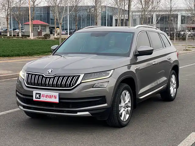 Skoda Kodiak Kodiak 2019 Facelift Tsi330 7-Seater Two-Wheel Drive Luxury Premium Version National V — фото