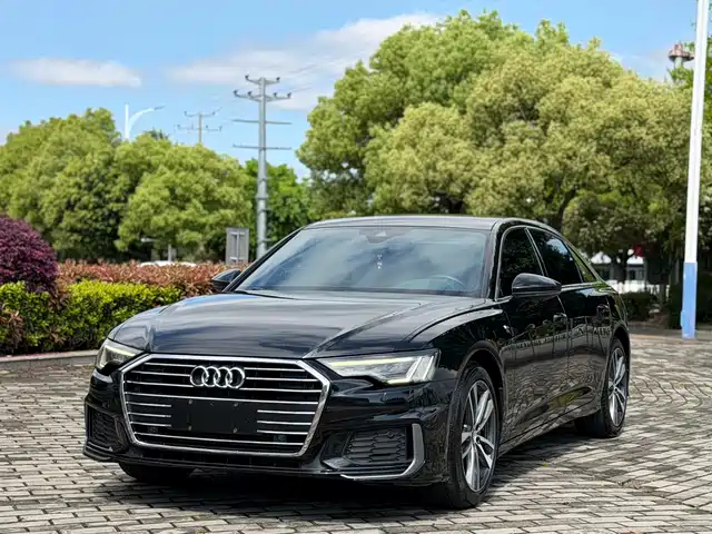 Audi Audi A6l Audi A6l 2019 40 Tfsi Luxury And Dynamic Model — фото