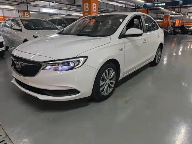 Buick Yinglang Yinglang 2019 15t Dual-Clutch Interconnected Elite Model National V — фото