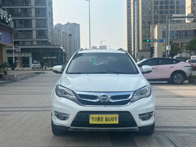Byd Byd S7 Byd S7 2015 2.0t Upgraded Version Automatic Premium Type — фото
