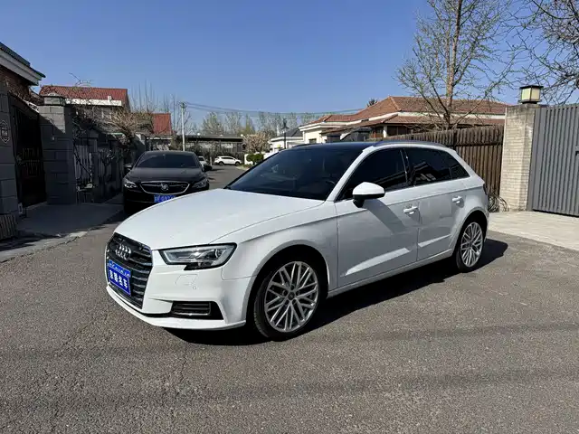 Audi Audi A3 Audi A3 2019 Sportback 35 Tfsi Fashion Type National V — фото