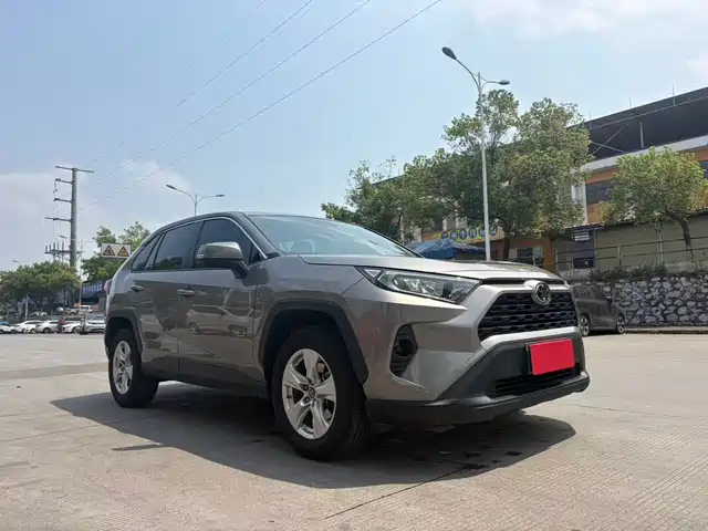 Toyota Rav4 Rongfang Rav4 Rongfang 2022 2.0l Cvt Two-Wheel Drive Urban Version — фото