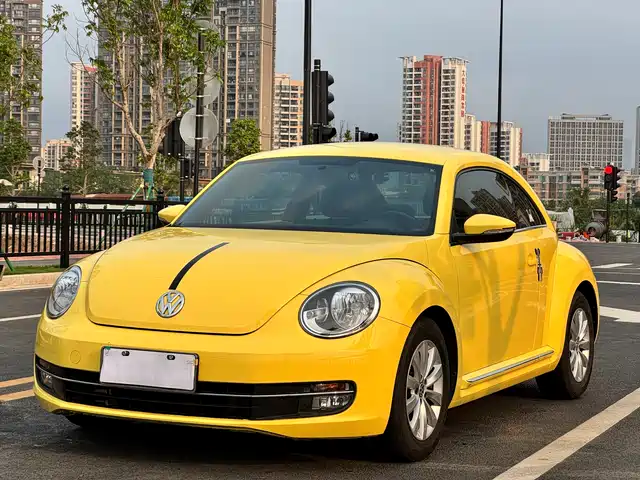 Volkswagen Beetle Beetle 2015 180tsi — фото