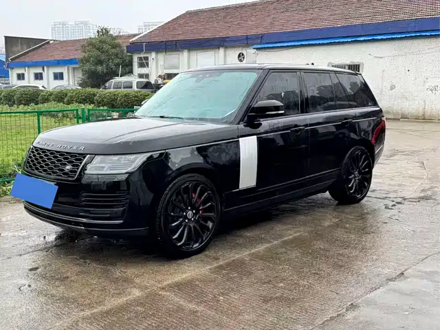 Land Rover Range Rover Range Rover 2020 3.0 L6 Grand Edition — фото