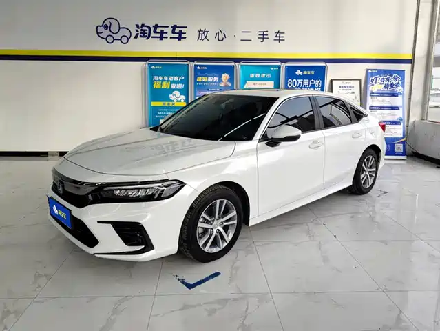 Honda Civic Civic 2023 240turbo Cvt Dynamic C-Seat Special Edition — фото